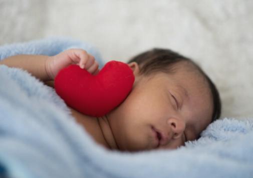 A Te kisbabád alvási mintáinak teljes kézikönyve